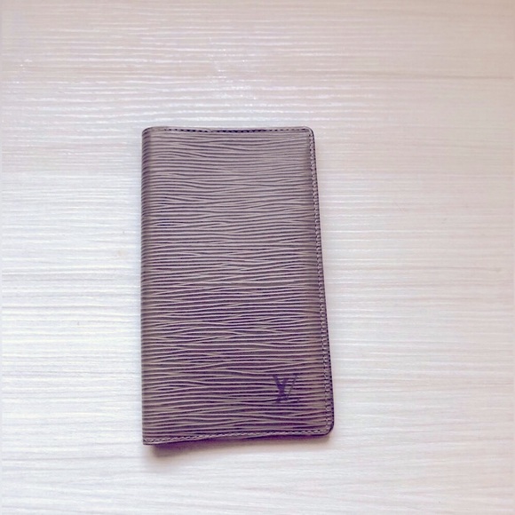 Authentic Louis Vuitton Taupe Epi Wallet, EUC, Stunner! - Picture 3 of 7